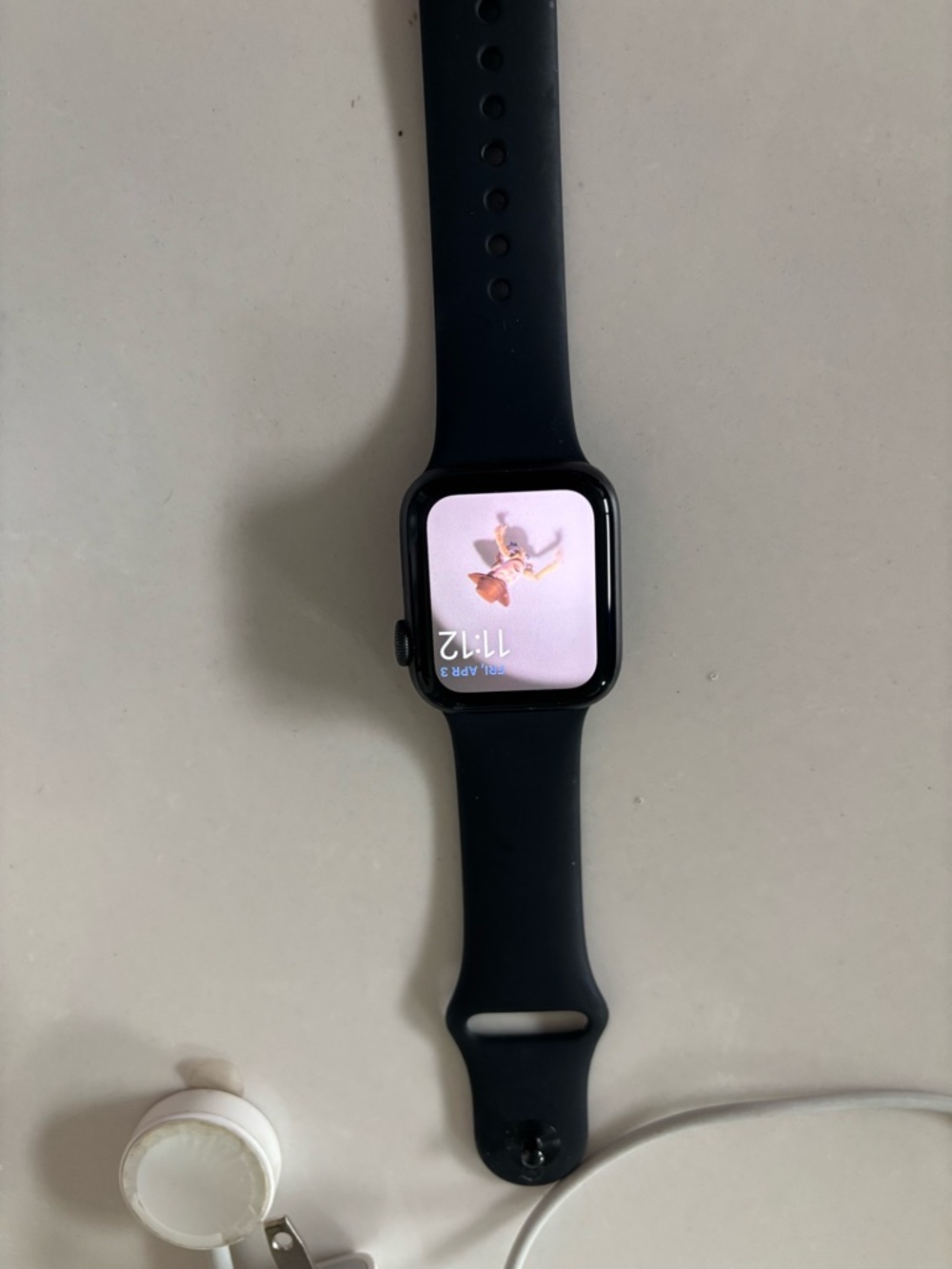 Apple Watch Series with Black Sport Band - Cellular and GPS 40mm series 4